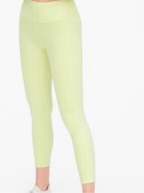 GAP Pale Yellow GapFit Blackout Technology Leggings